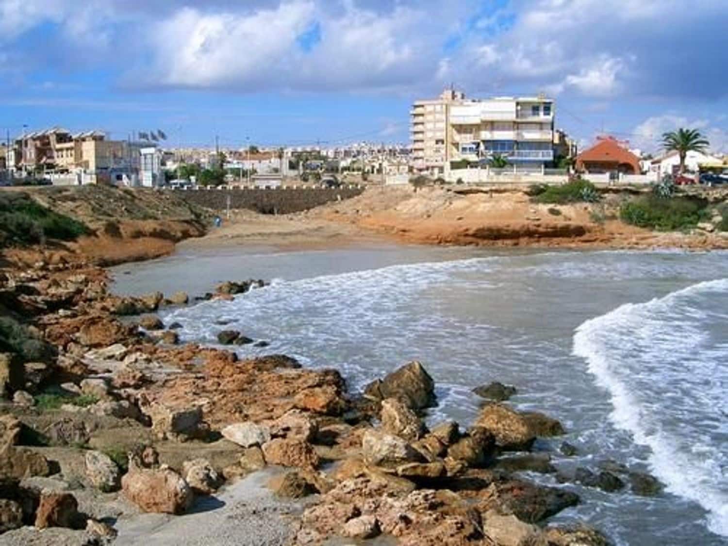 2 slaapkamer Appartement te koop in Aguas Nuevas met zwembad garage - € 196.200 (Ref: 9568103)