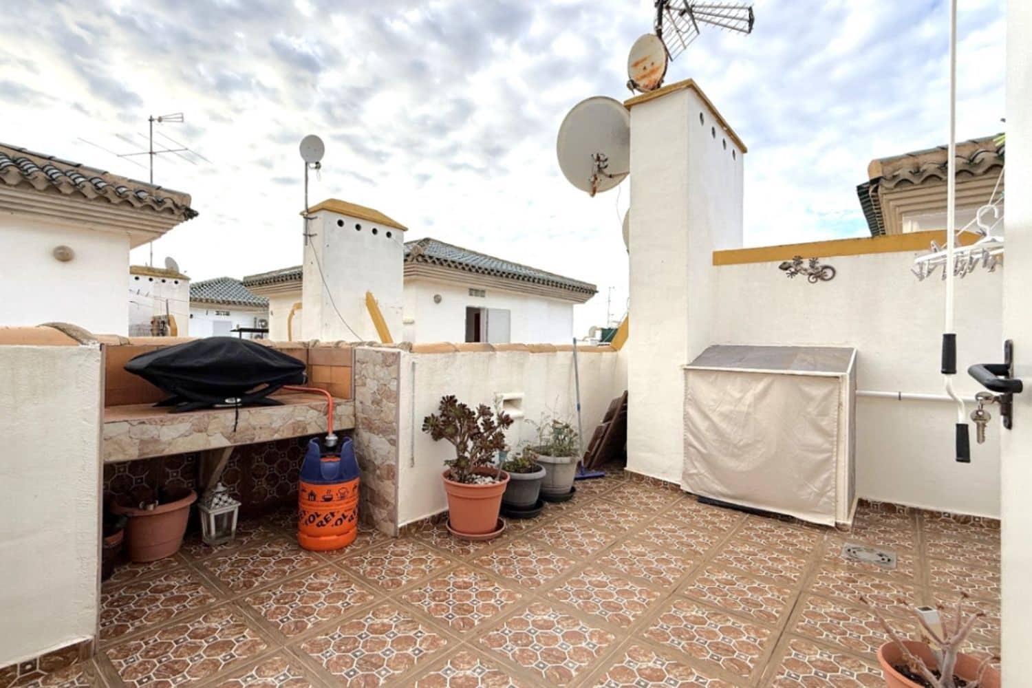 3 soveværelse Lejlighed til salg i La Zenia med swimmingpool garage - € 199.900 (Ref: 9570351)