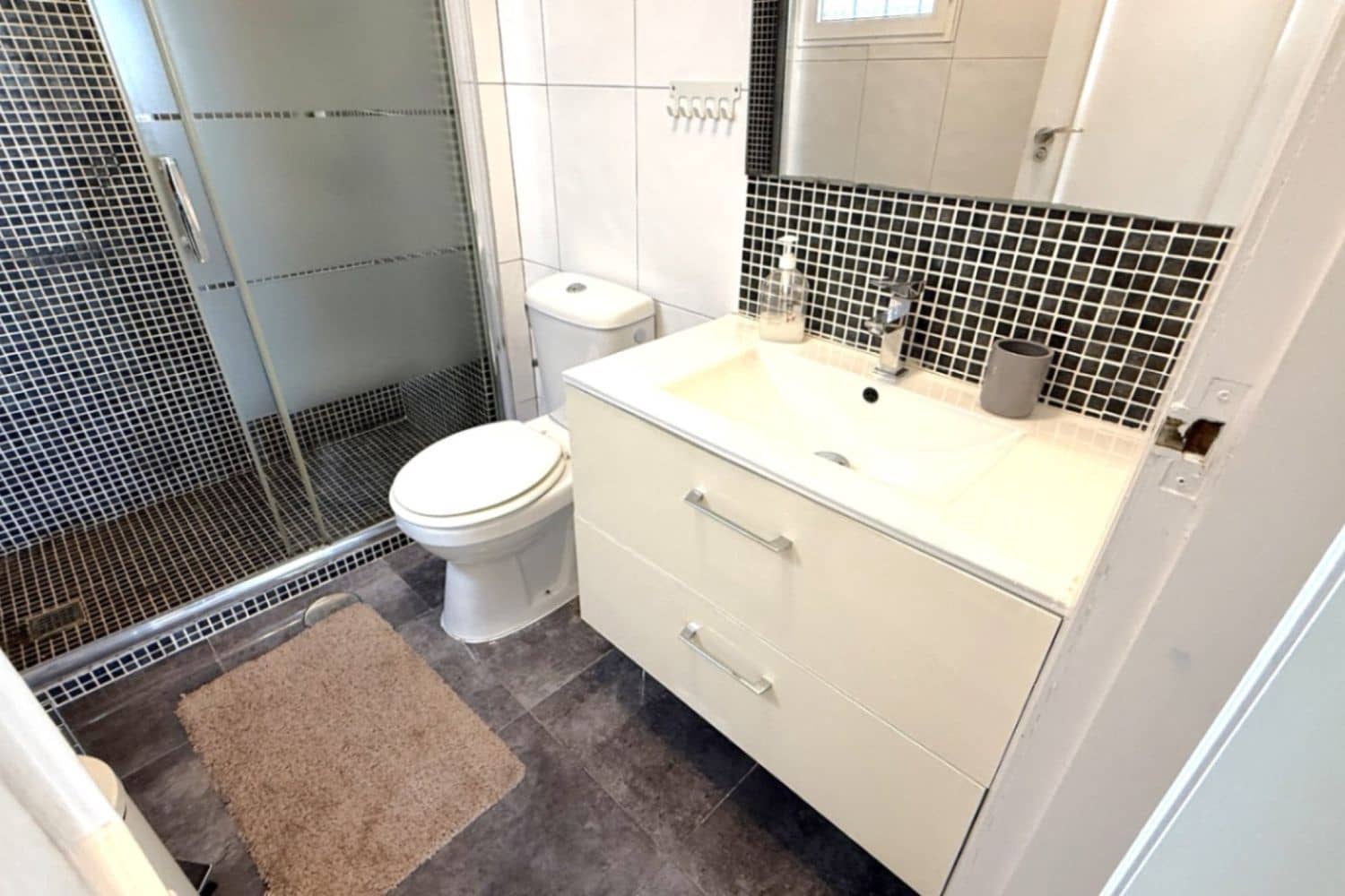 3 soveværelse Lejlighed til salg i La Zenia med swimmingpool garage - € 199.900 (Ref: 9570351)