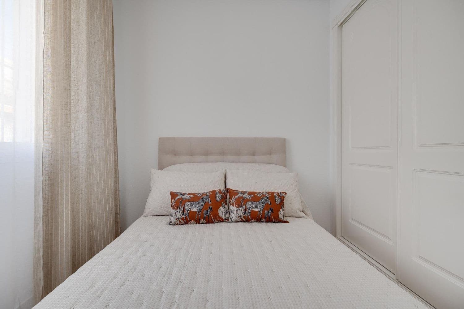 3 sypialnia Willa na sprzedaż w Miasto Alicante / Alacant z basenem garażem - 275 000 € (Ref: 9585887)