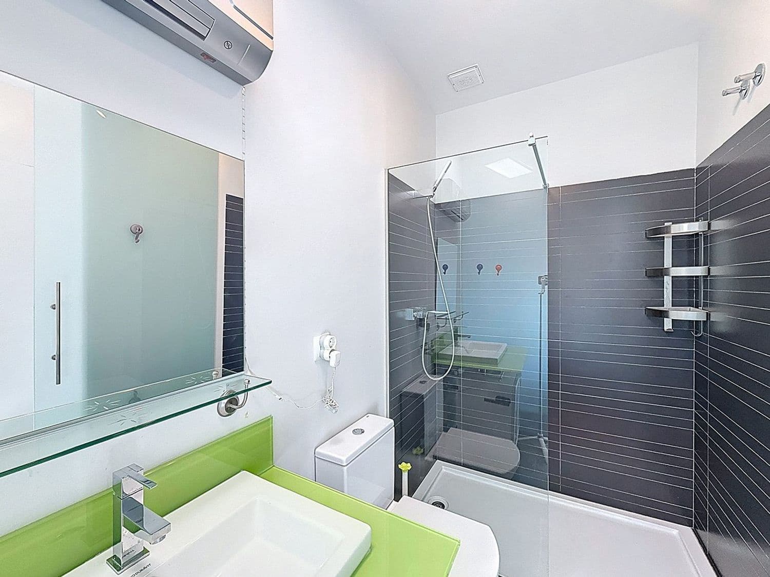 2 makuuhuone Omakotitalo myytävänä paikassa Orihuela mukana uima-altaan 
autotalli - 239 995 € (Ref: 9600881)