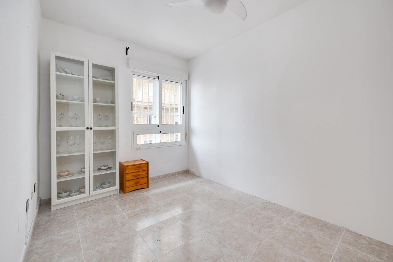 2 sovrum Lägenhet till salu i Torrevieja med garage - 140 000 € (Ref: 9607138)