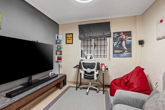 5 quarto Casa em Banda para venda em Rojales com piscina garagem - 276 000 € (Ref: 9610755)