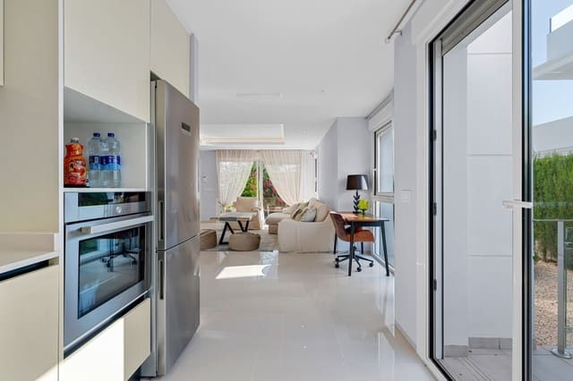 3 makuuhuone Omakotitalo myytävänä paikassa Rojales mukana uima-altaan 
autotalli - 379 000 € (Ref: 9610756)