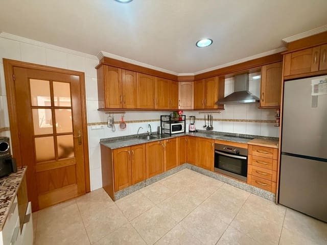 3 soveværelse Lejlighed til salg i Catral med garage - € 119.900 (Ref: 9615148)