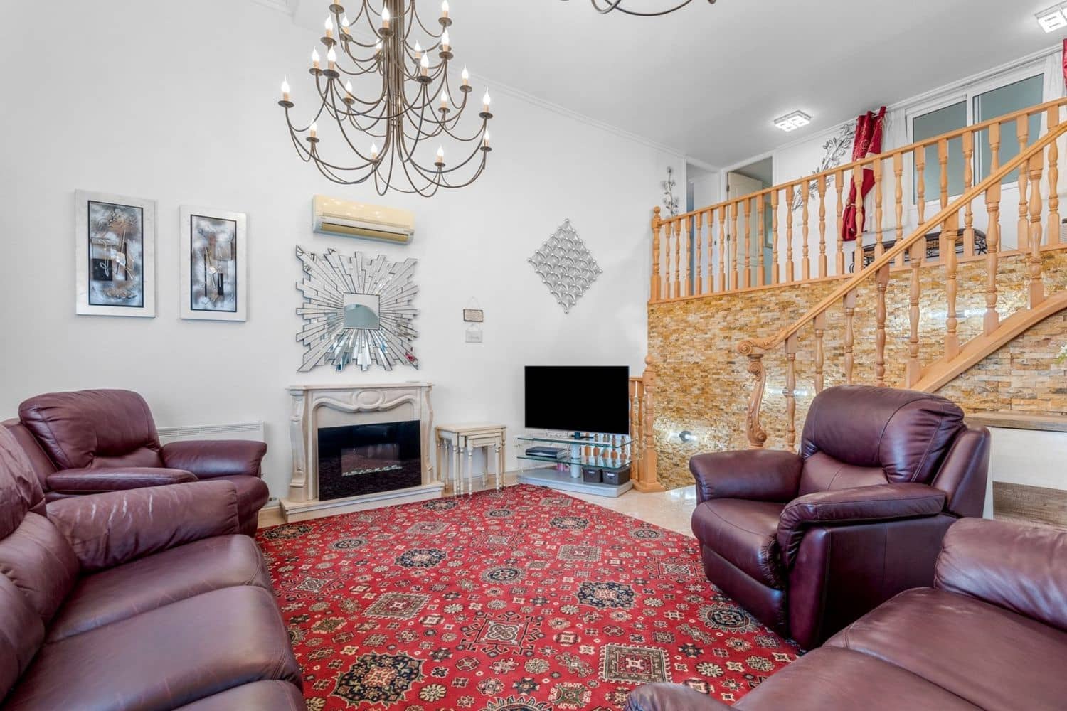 Chalet de 7 habitaciones en Ciudad Quesada en venta con piscina garaje - 690.000 € (Ref: 9619011)