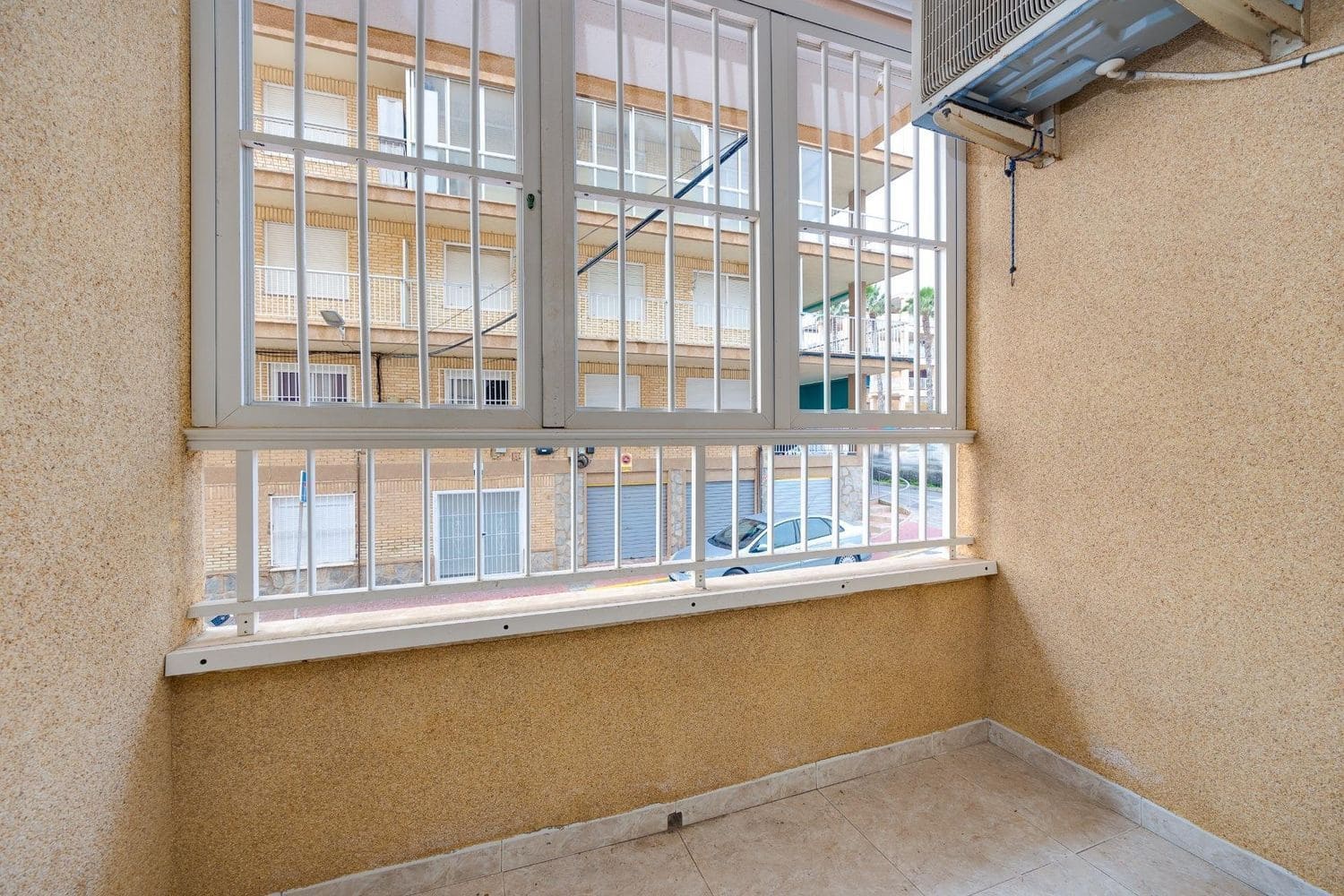 1 bedroom Apartment for sale in Torrevieja with garage - € 115,000 (Ref: 9620785)