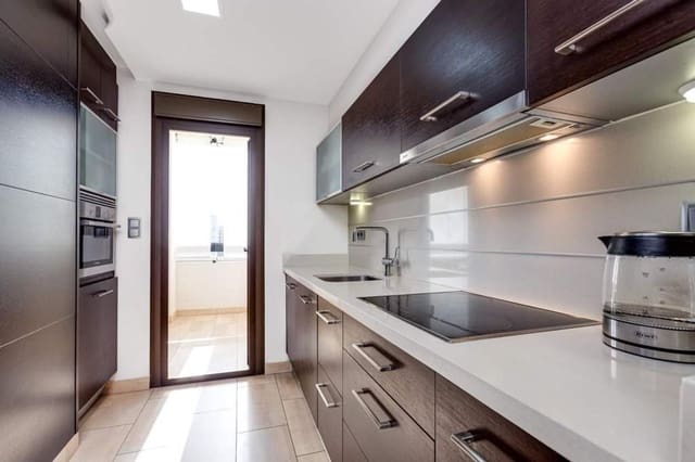 1 slaapkamer Appartement te koop in Guardamar Playa, Guardamar del Segura met zwembad garage - € 278.900 (Ref: 9622270)