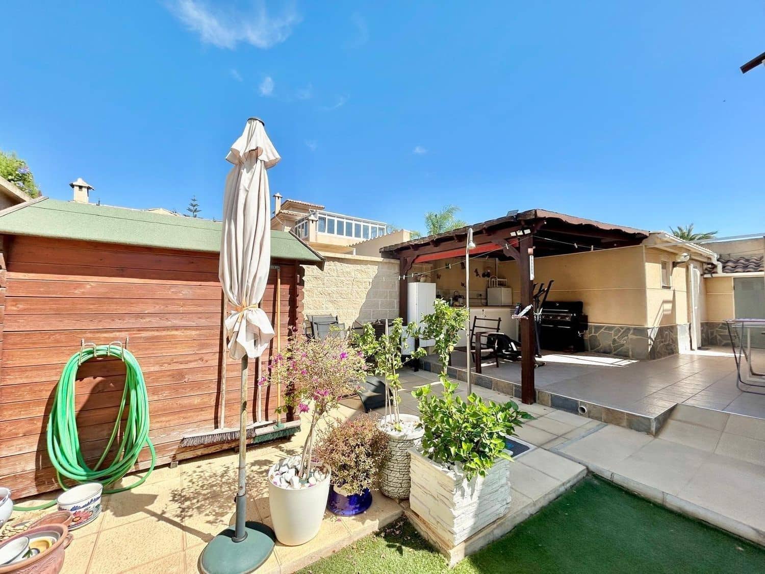 3 chambre Villa/Maison à vendre à Torrevieja avec piscine garage - 309 900 € (Ref: 9629732)