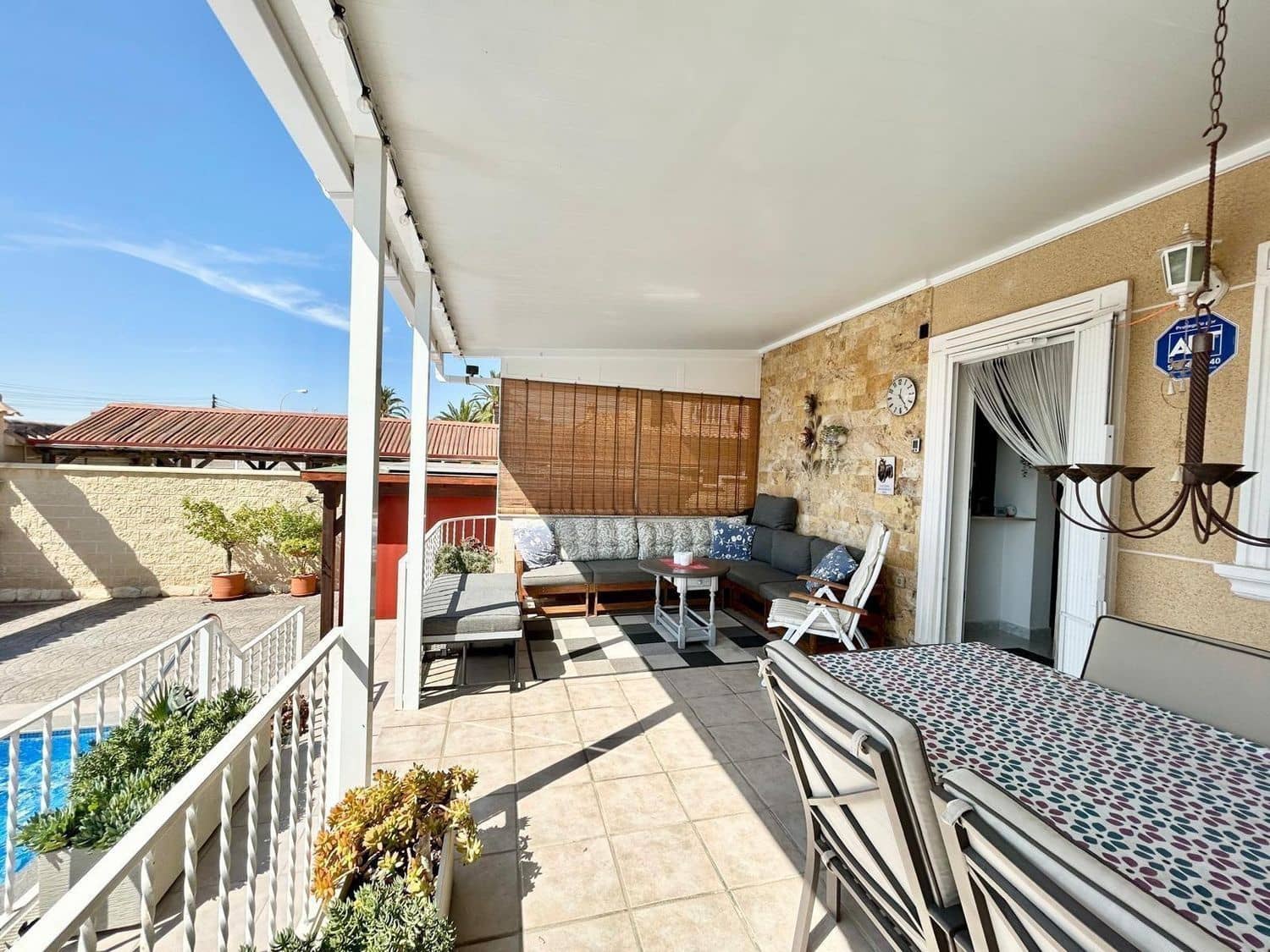 3 chambre Villa/Maison à vendre à Torrevieja avec piscine garage - 309 900 € (Ref: 9629732)