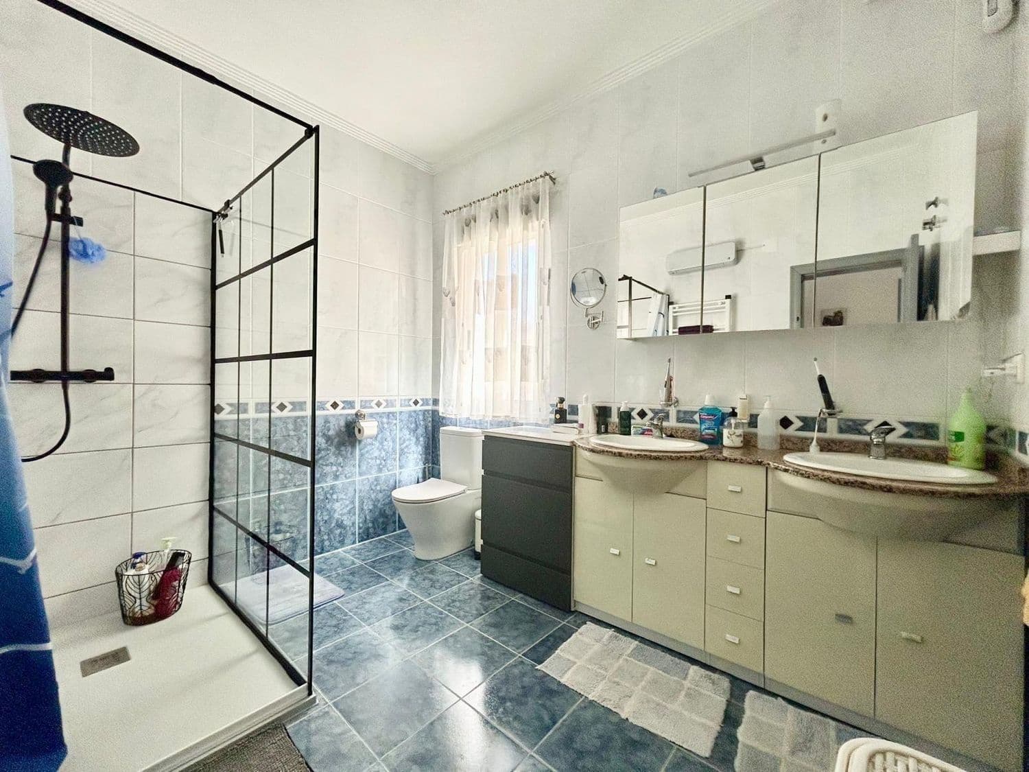 3 chambre Villa/Maison à vendre à Torrevieja avec piscine garage - 309 900 € (Ref: 9629732)