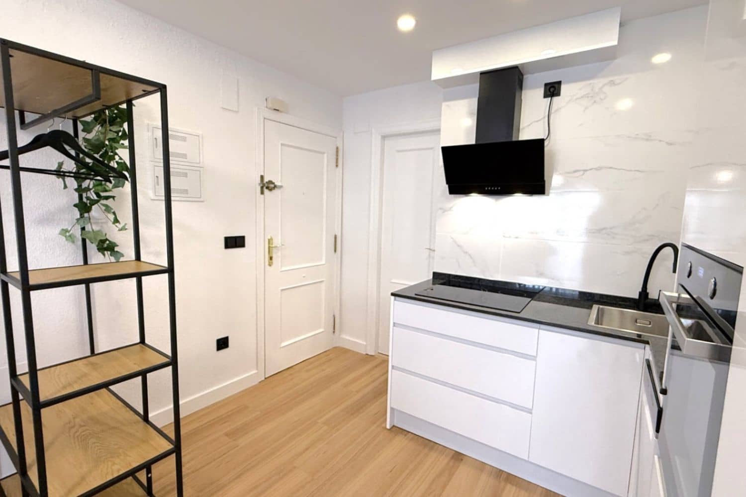 2 chambre Appartement à vendre à Torrevieja avec garage - 169 000 € (Ref: 9639923)