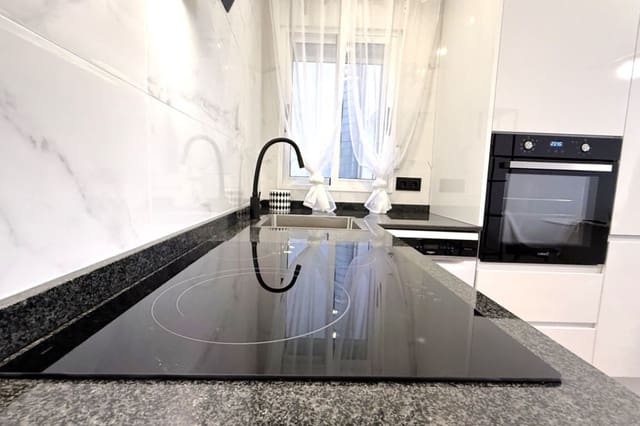 2 chambre Appartement à vendre à Parque de las Naciones, Torrevieja avec garage - 169 000 € (Ref: 9639923)