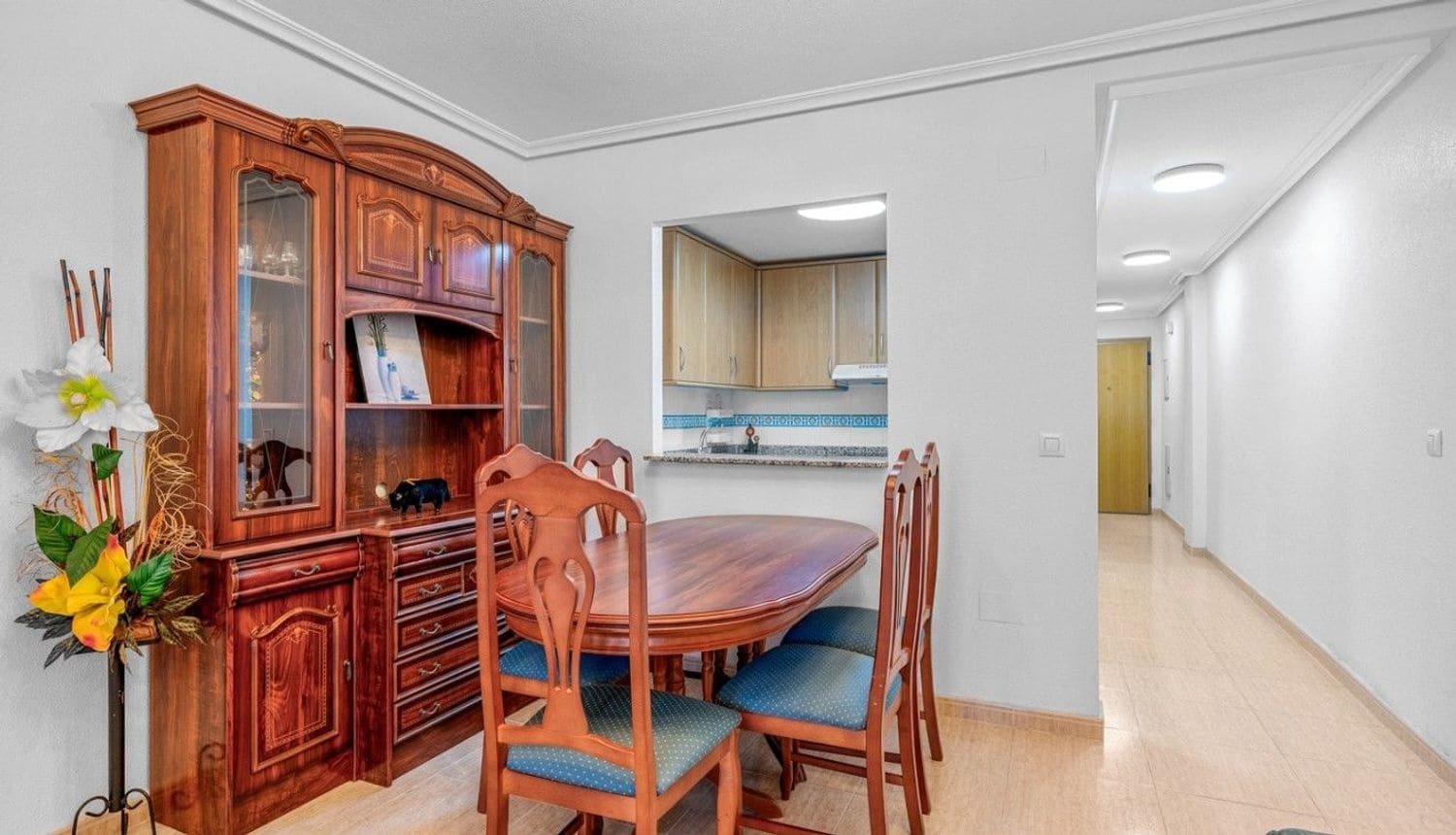 2 bedroom Apartment for sale in Torrevieja with garage - € 149,000 (Ref: 9643688)