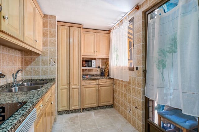 3 makuuhuone Huoneisto myytävänä paikassa Arenales del Sol, Elche / Elx mukana uima-altaan 
autotalli - 340 000 € (Ref: 9647818)