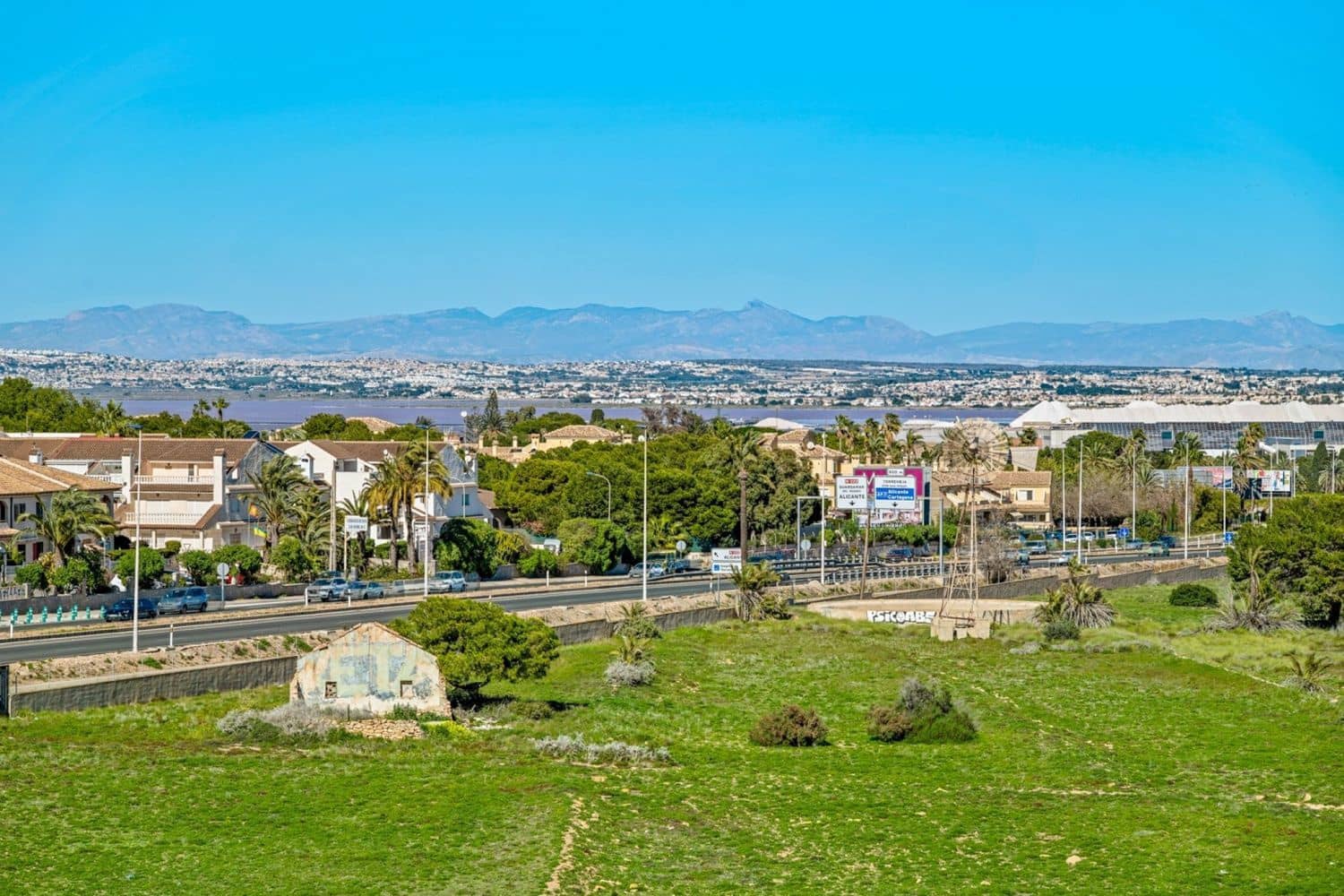 2 soverom Leilighet til salgs i Orihuela Costa med svømmebasseng garasje - € 269 000 (Ref: 9647819)