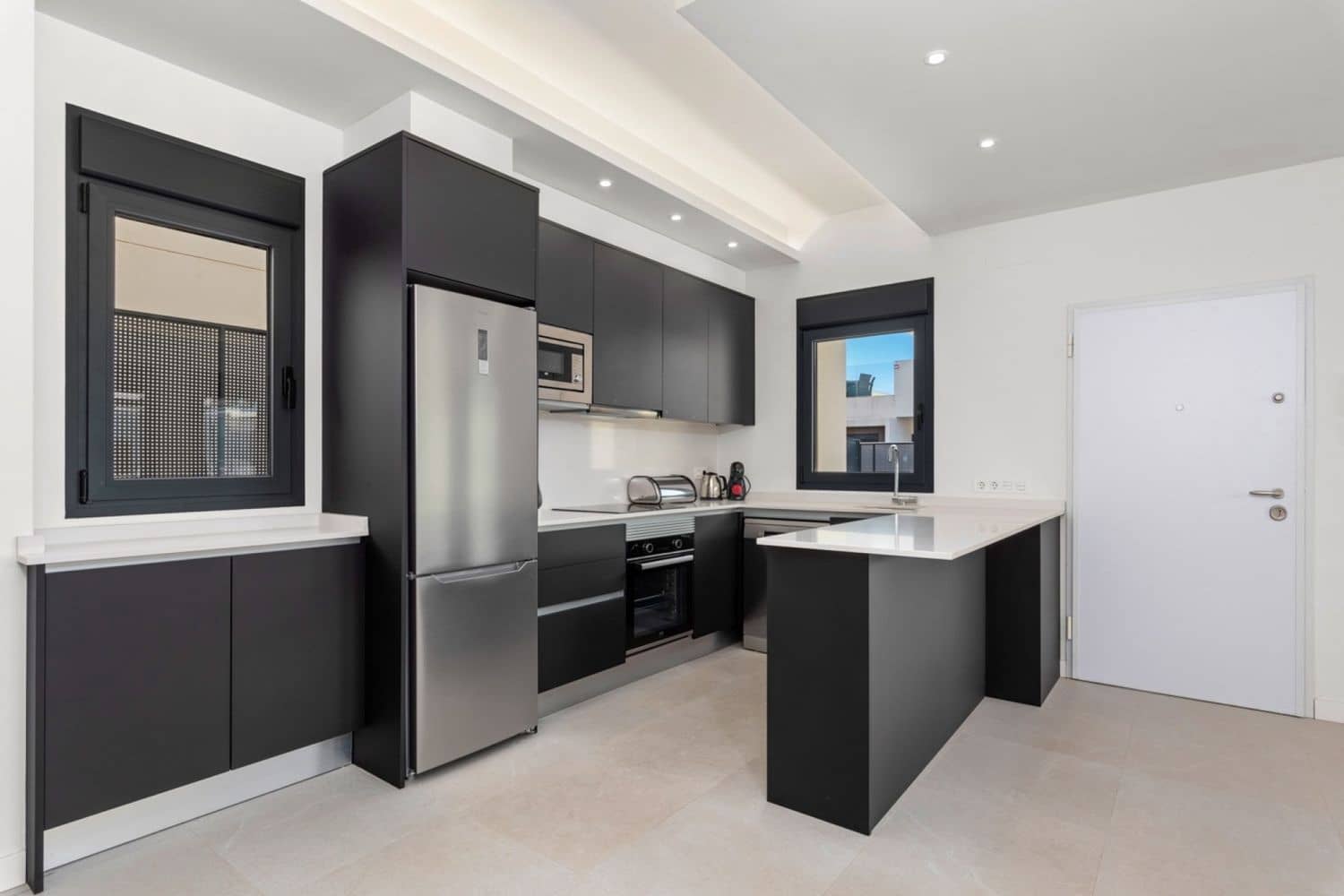 3 sypialnia Dom blizniak na sprzedaż w Miasto Alicante / Alacant z basenem garażem - 445 000 € (Ref: 9647820)