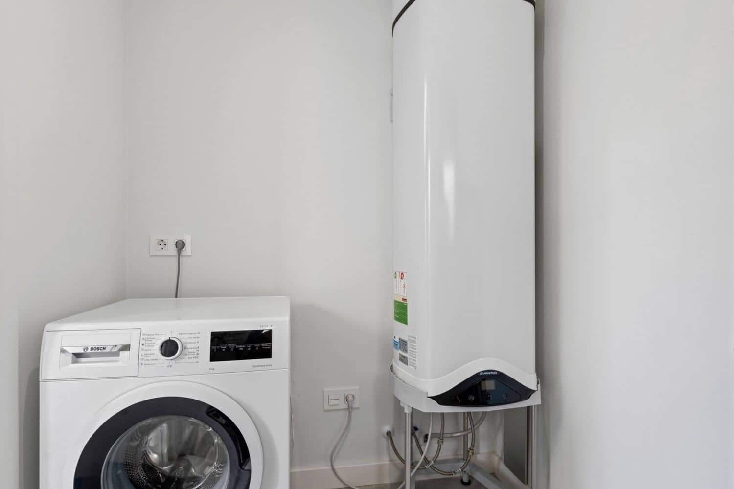 3 sypialnia Dom blizniak na sprzedaż w Miasto Alicante / Alacant z basenem garażem - 445 000 € (Ref: 9647820)