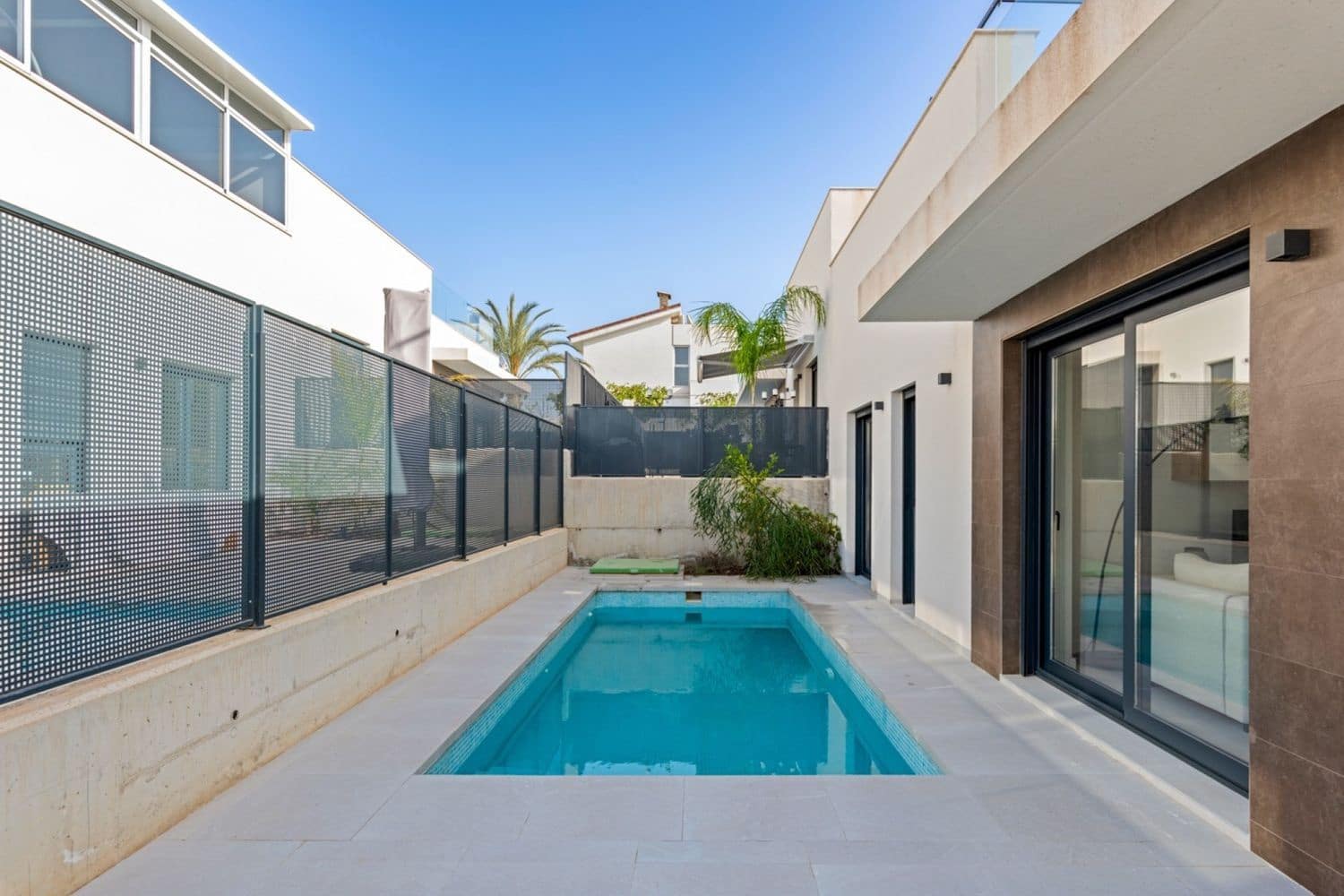 3 sypialnia Dom blizniak na sprzedaż w Miasto Alicante / Alacant z basenem garażem - 445 000 € (Ref: 9647820)