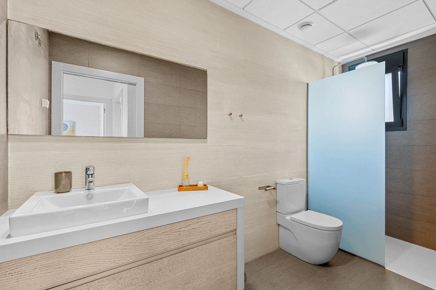 3 soveværelse Villa til salg i Pueblo Bravo med swimmingpool garage - € 460.000 (Ref: 9651096)