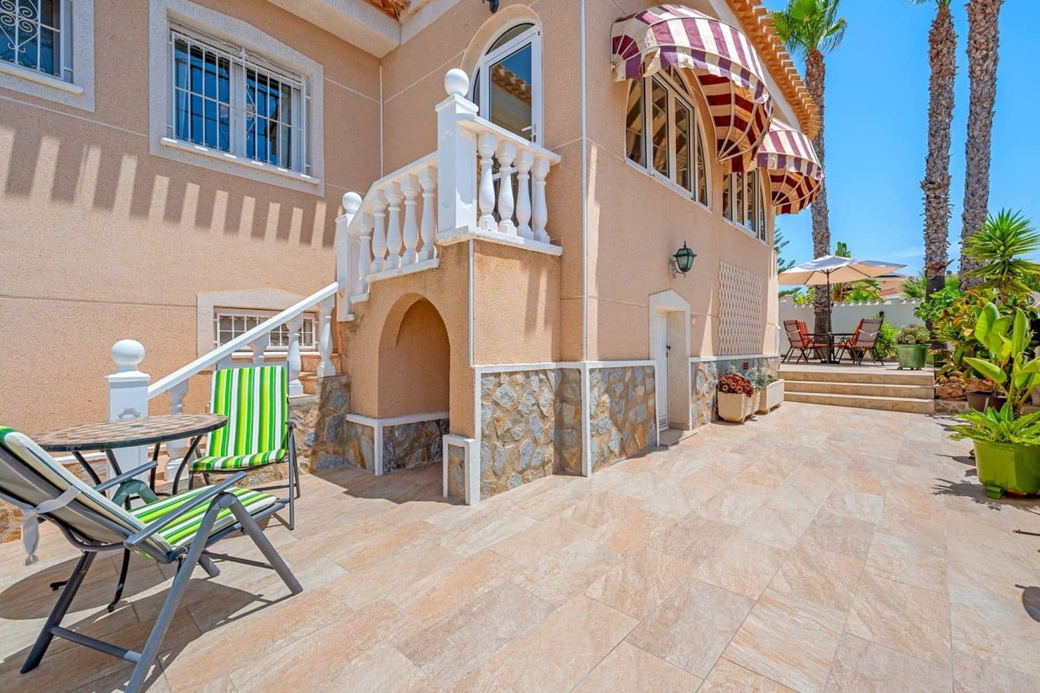 3 bedroom Villa for sale in Ciudad Quesada with pool garage - € 460,000 (Ref: 9655590)