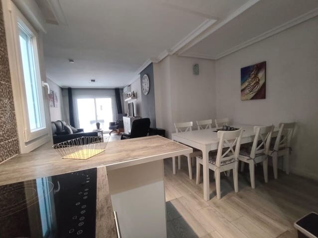 Apartamento de 3 habitaciones en Playa del Cura, Torrevieja en venta con garaje - 205.000 € (Ref: 9658181)