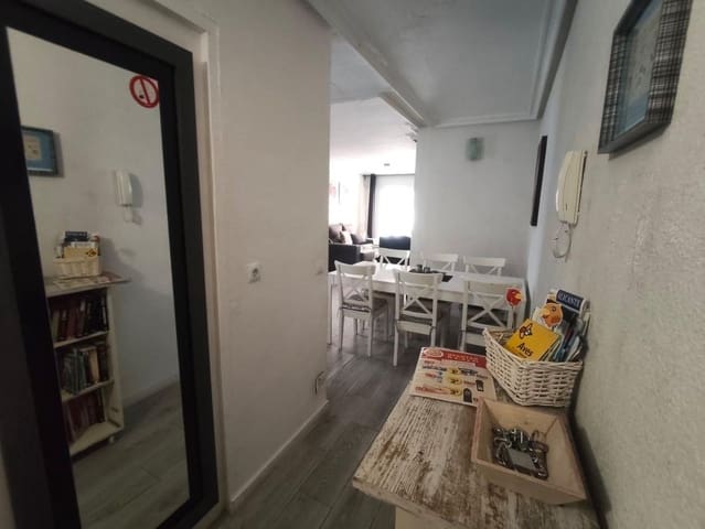 Apartamento de 3 habitaciones en Playa del Cura, Torrevieja en venta con garaje - 205.000 € (Ref: 9658181)