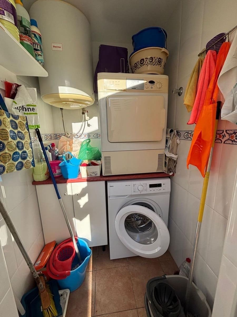 3 soveværelse Byhus til salg i Alicante by med garage - € 545.000 (Ref: 9673754)