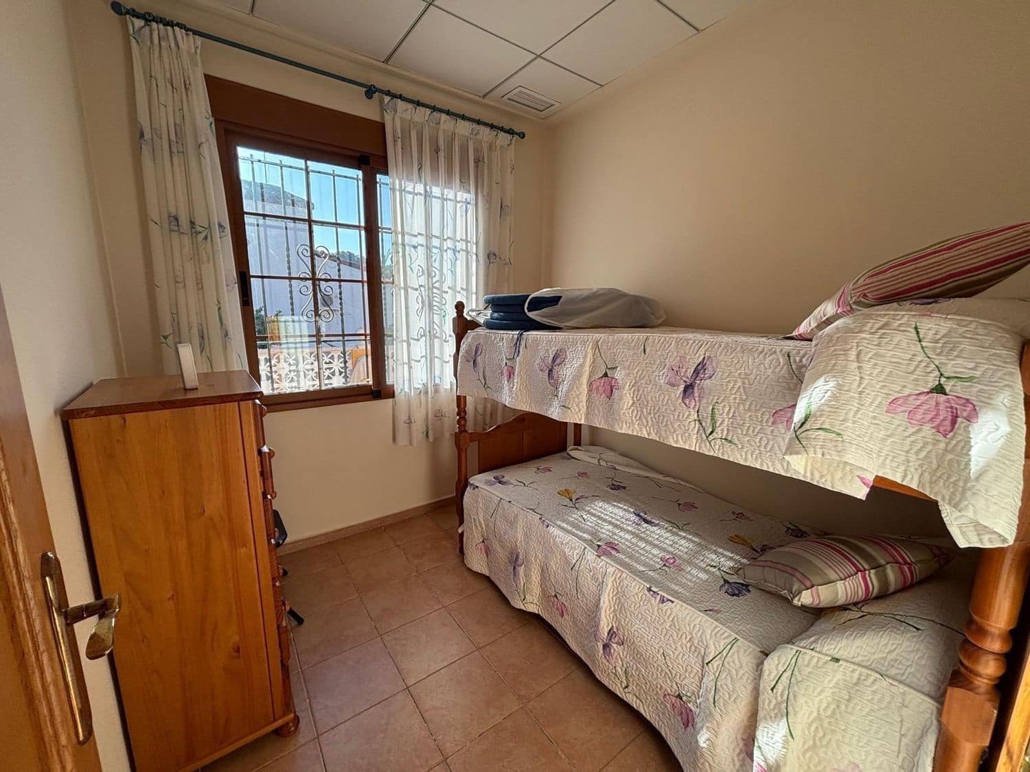 3 soveværelse Byhus til salg i Alicante by med garage - € 545.000 (Ref: 9673754)