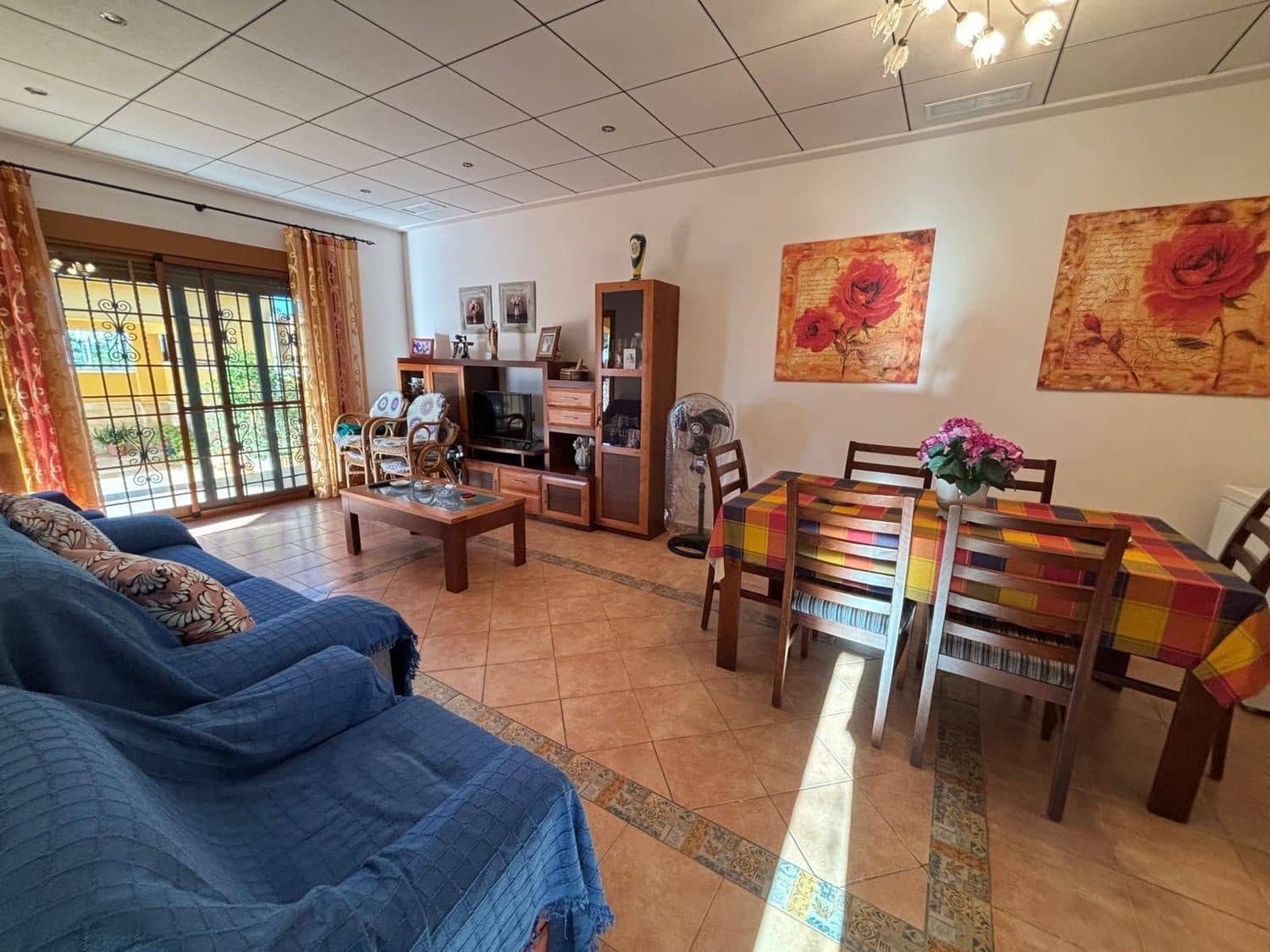 3 soveværelse Byhus til salg i Alicante by med garage - € 545.000 (Ref: 9673754)