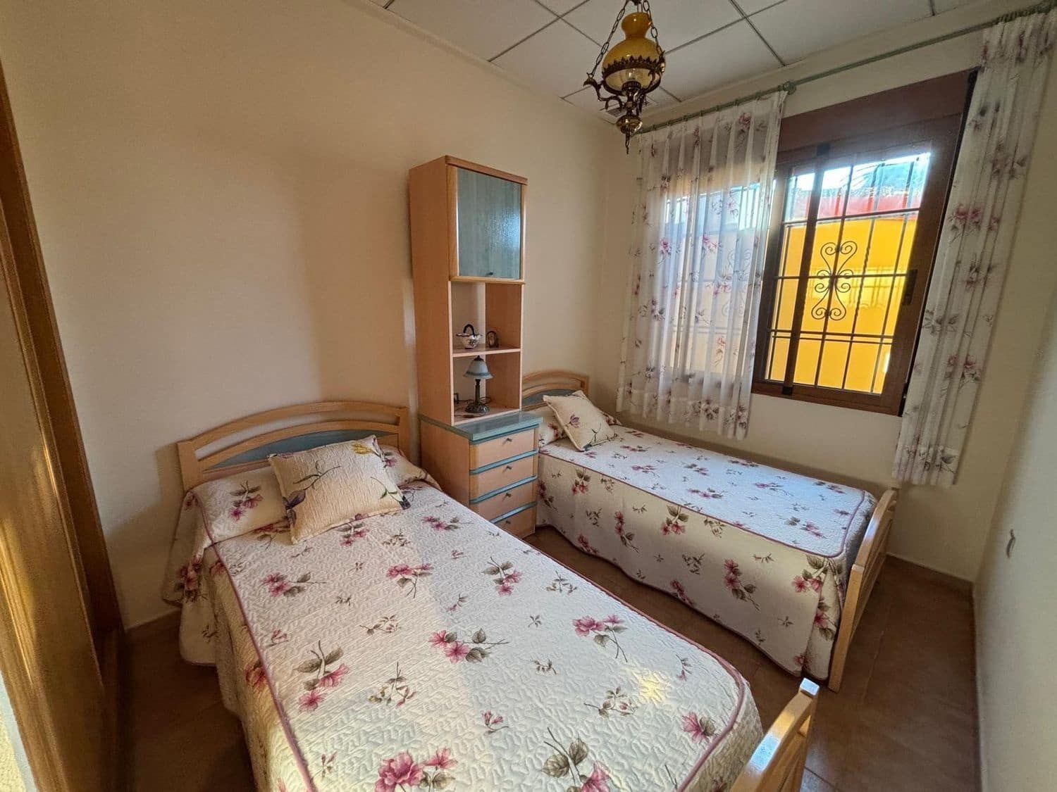 3 soveværelse Byhus til salg i Alicante by med garage - € 545.000 (Ref: 9673754)