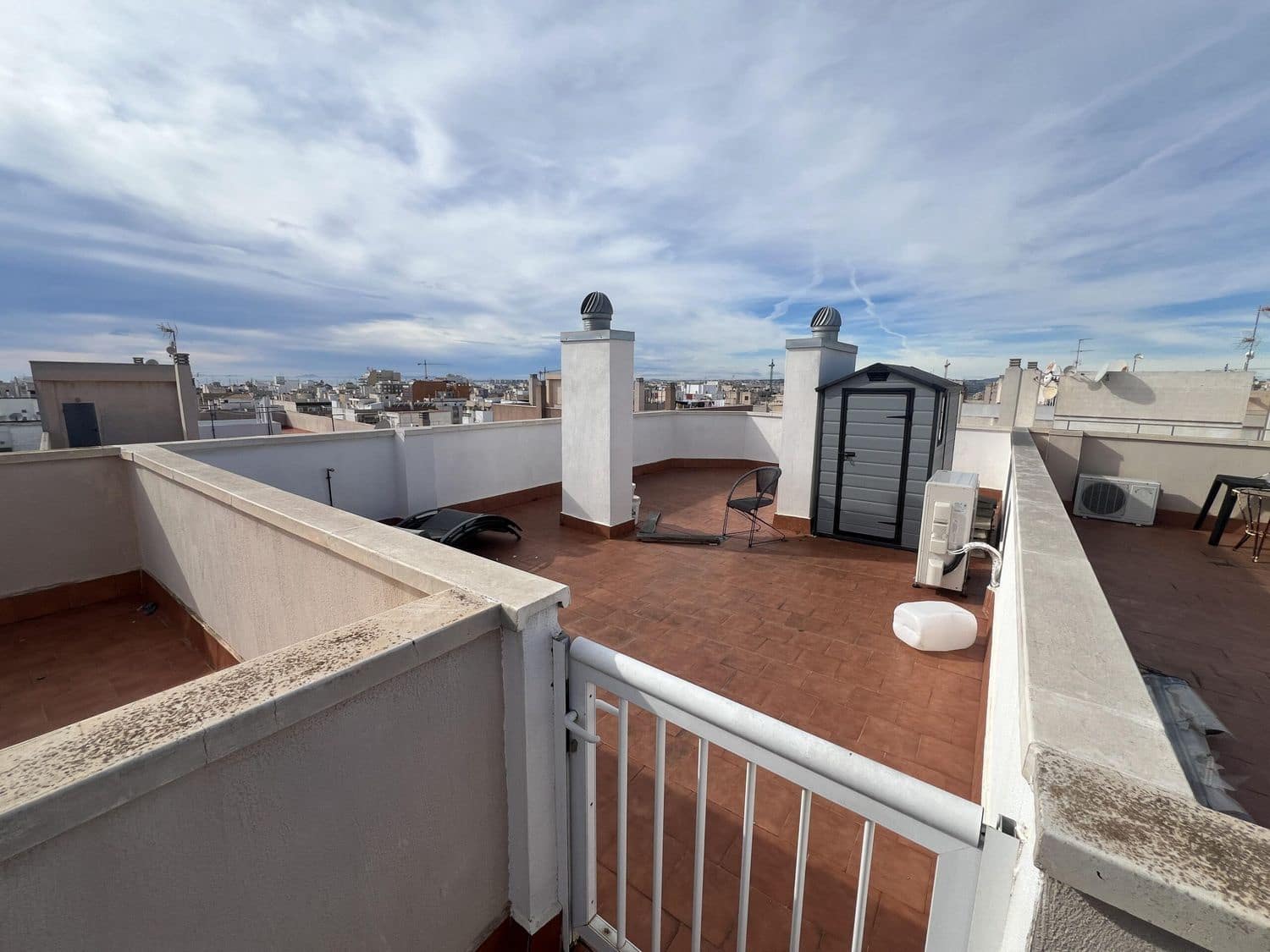 2 sovrum Lägenhet till salu i Torrevieja med garage - 154 900 € (Ref: 9682255)