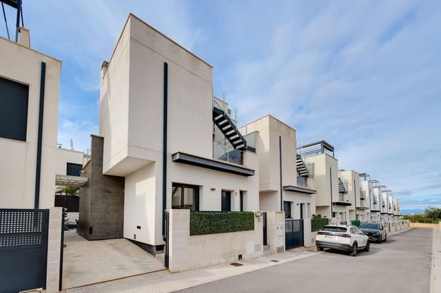 Chalet de 3 habitaciones en Villamartin, Orihuela en venta con piscina garaje - 369.900 € (Ref: 9714365)