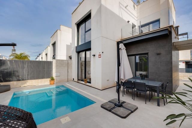 Chalet de 3 habitaciones en Villamartin, Orihuela en venta con piscina garaje - 369.900 € (Ref: 9714365)