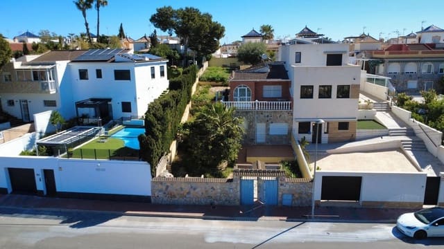 2 sovrum Hus till salu i Los Balcones - Los Altos, Torrevieja med garage - 295 000 € (Ref: 9719670)