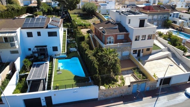 2 sovrum Hus till salu i Los Balcones - Los Altos, Torrevieja med garage - 295 000 € (Ref: 9719670)