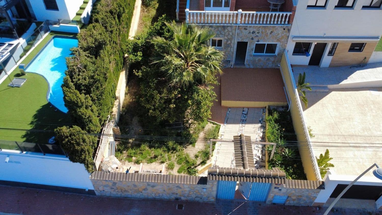 2 sovrum Hus till salu i Torrevieja med garage - 295 000 € (Ref: 9719670)