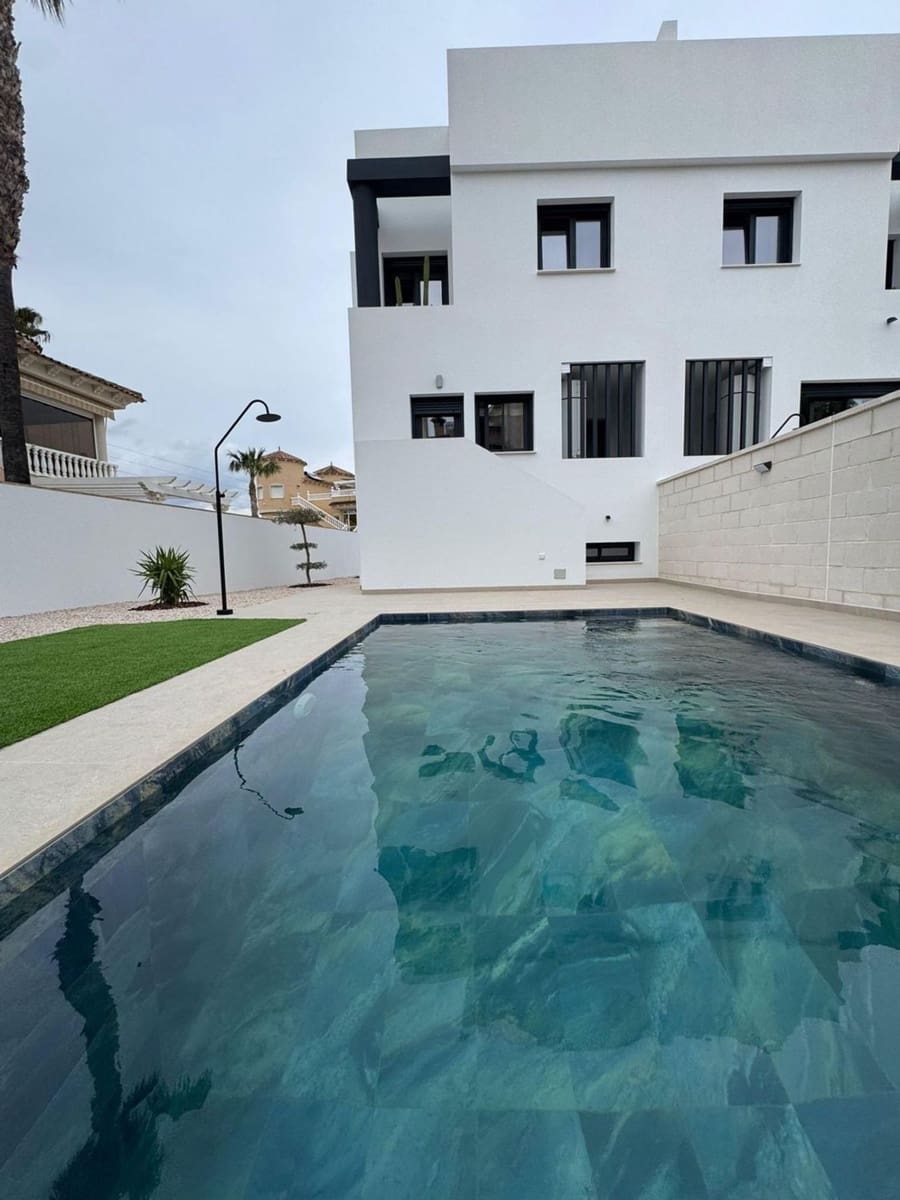 3 bedroom Villa for sale in Benferri with pool garage - € 319,000 (Ref: 9737861)