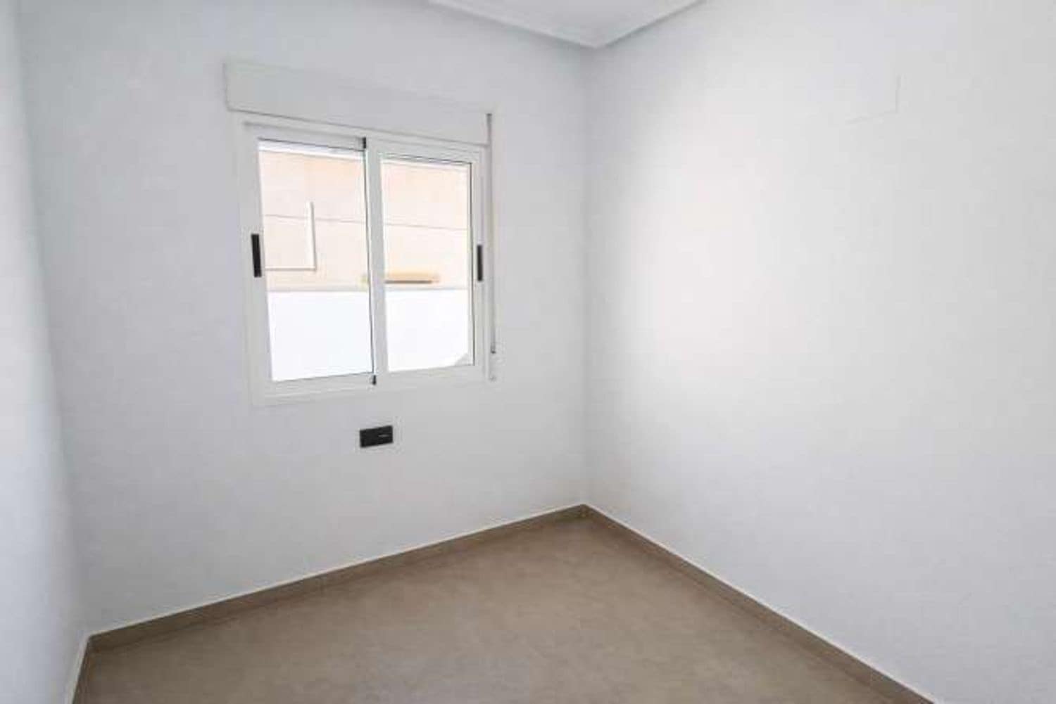 2 Zimmer Villa zu verkaufen in Algorfa mit Pool Garage - 242.900 € (Ref: 9744033)