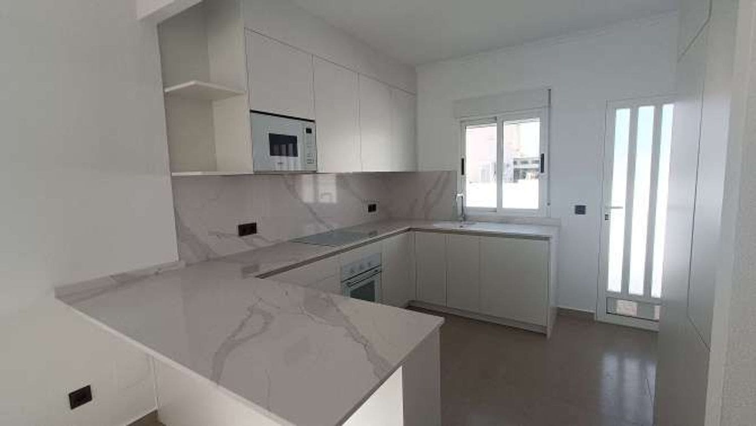 2 Zimmer Villa zu verkaufen in Algorfa mit Pool Garage - 242.900 € (Ref: 9744033)