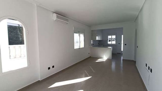 2 slaapkamer Villa te koop in Algorfa met zwembad garage - € 242.900 (Ref: 9744033)