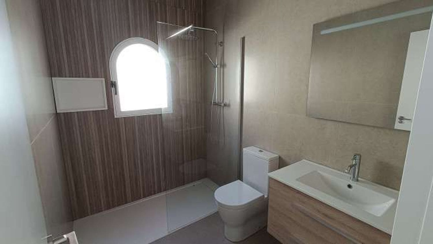 2 Zimmer Villa zu verkaufen in Algorfa mit Pool Garage - 242.900 € (Ref: 9744033)