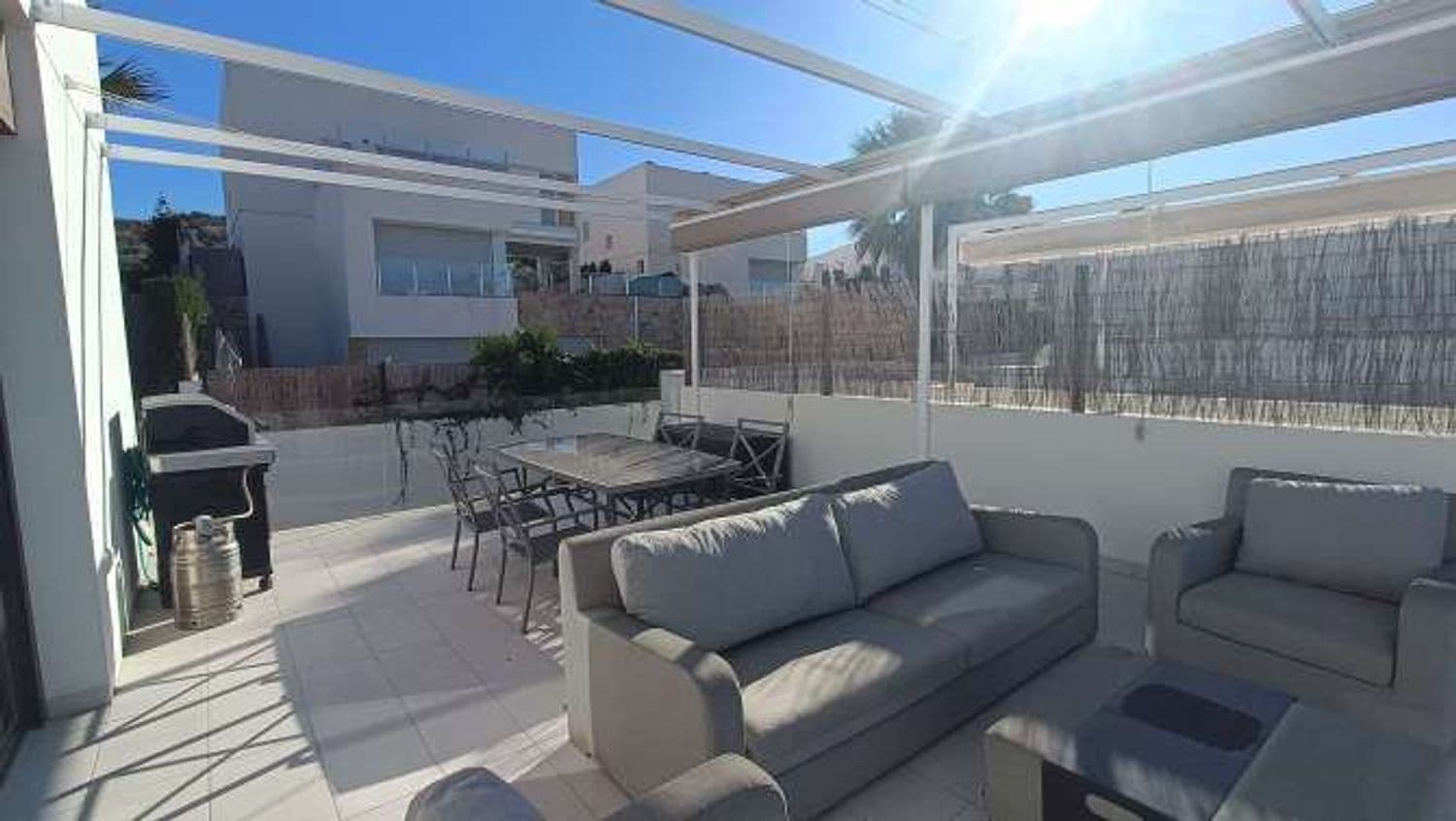 2 quarto Moradia para venda em Alicante cidade com piscina garagem - 359 500 € (Ref: 9751491)