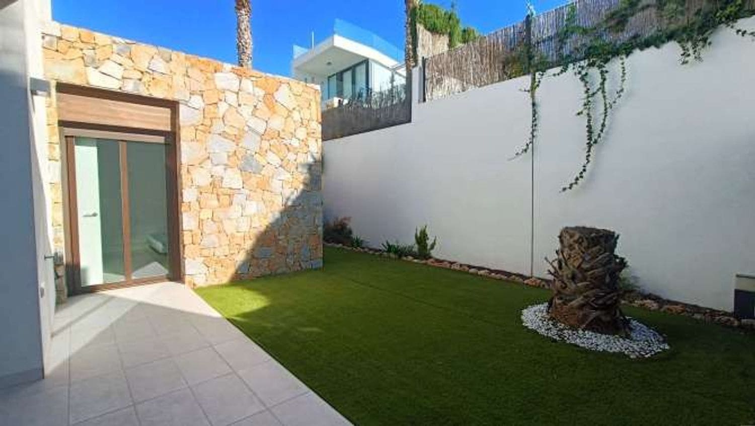 2 quarto Moradia para venda em Alicante cidade com piscina garagem - 359 500 € (Ref: 9751491)