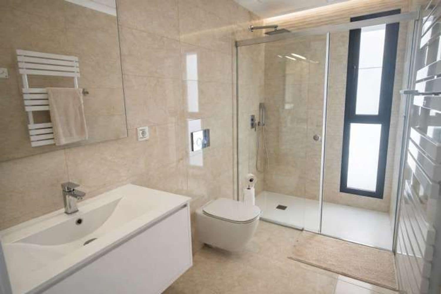 3 bedroom Villa for sale in Alicante / Alacant city with pool garage - € 729,000 (Ref: 9755106)