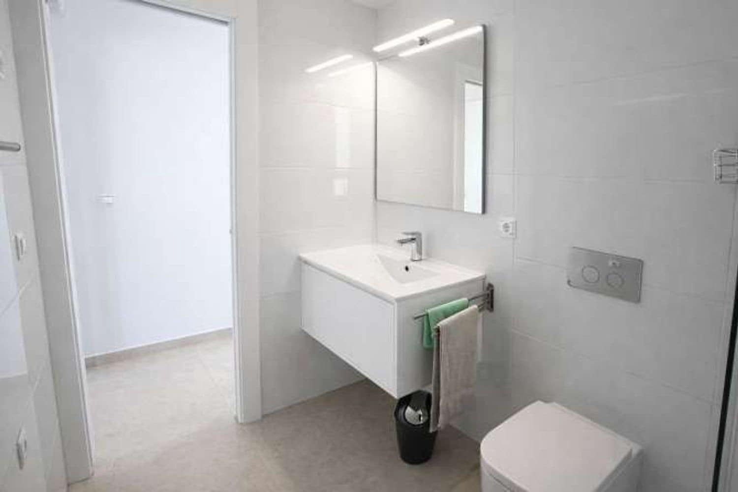 3 bedroom Villa for sale in Alicante / Alacant city with pool garage - € 729,000 (Ref: 9755106)