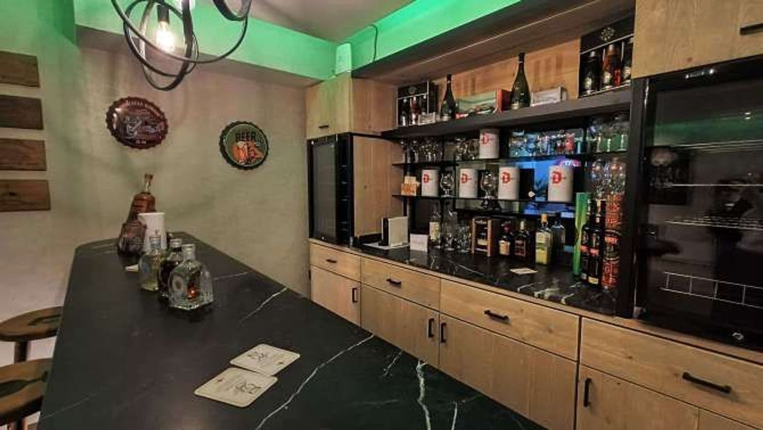 3 bedroom Villa for sale in Alicante / Alacant city with pool garage - € 729,000 (Ref: 9755106)