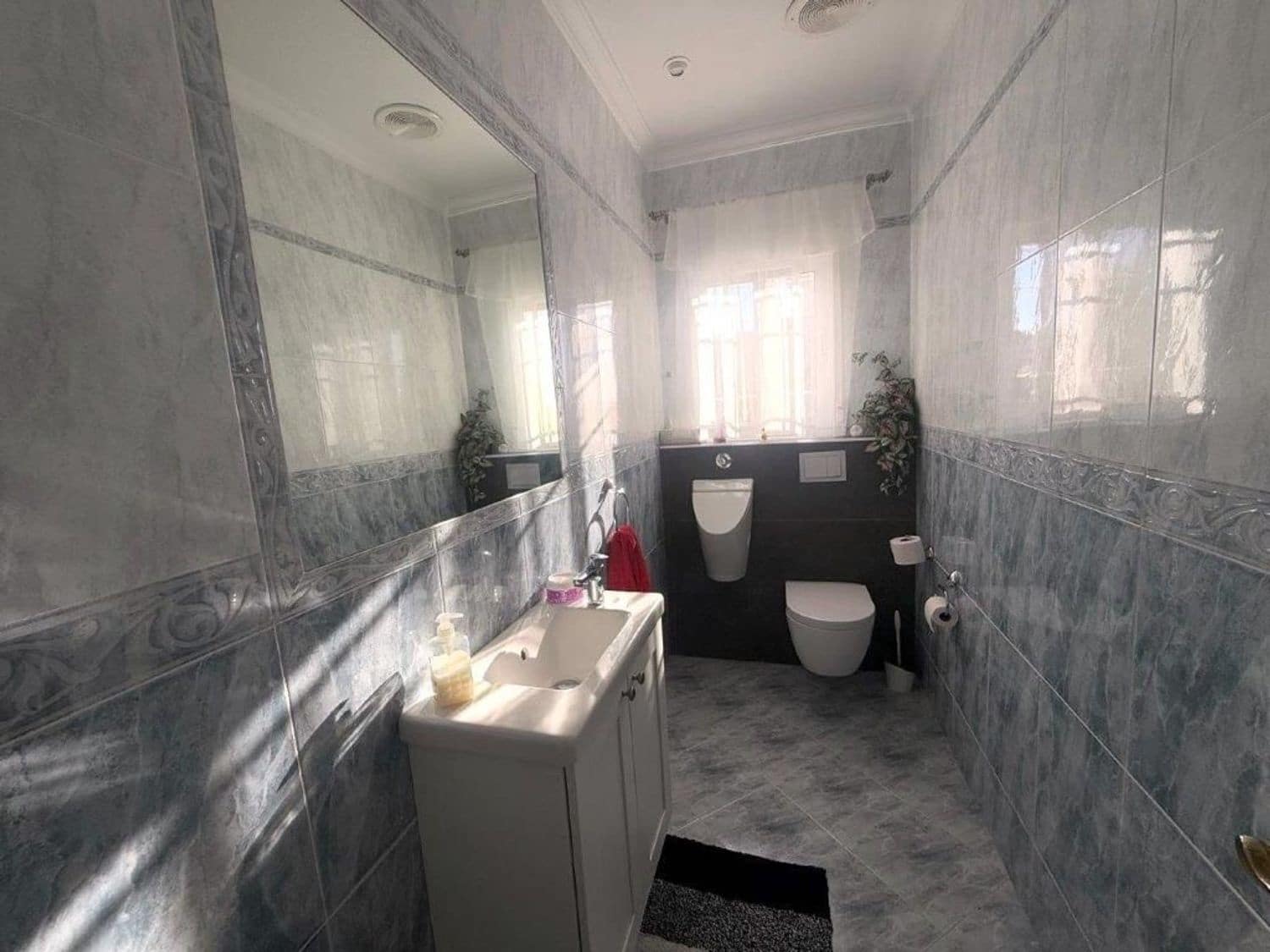 4 soverom Villa til salgs i Benferri med svømmebasseng garasje - € 439 900 (Ref: 9758370)