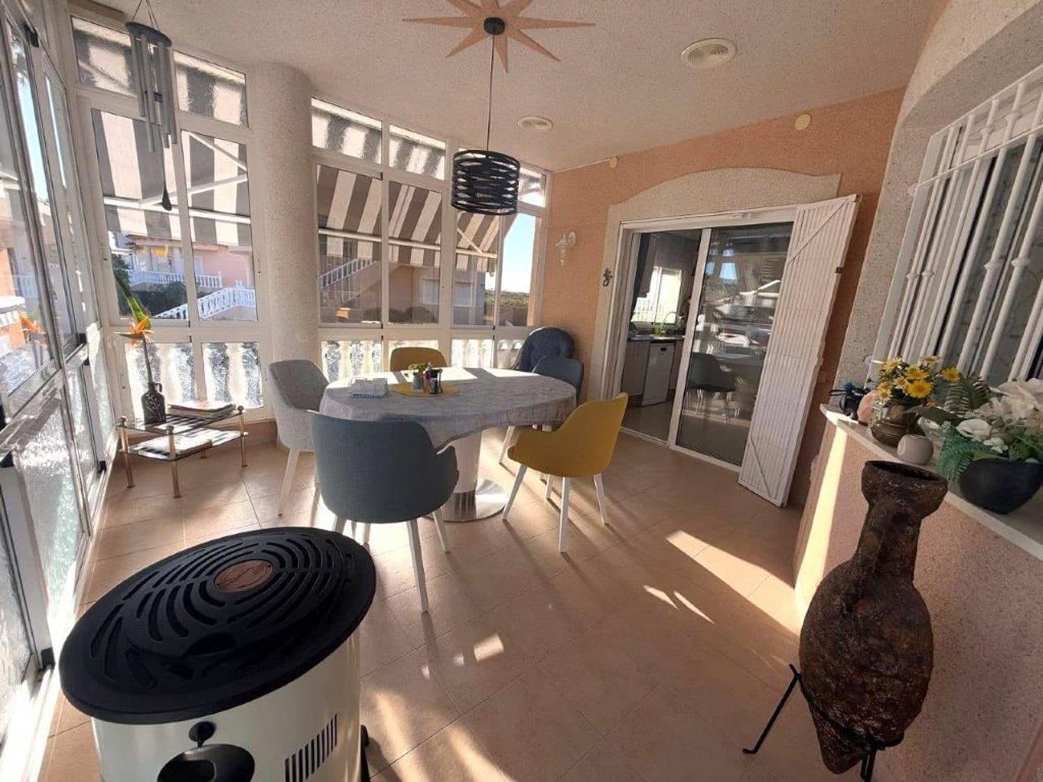 4 soverom Villa til salgs i Benferri med svømmebasseng garasje - € 439 900 (Ref: 9758370)