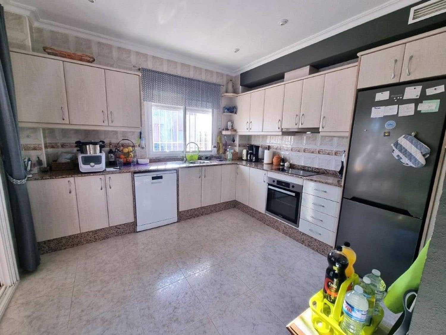 4 soverom Villa til salgs i Benferri med svømmebasseng garasje - € 439 900 (Ref: 9758370)